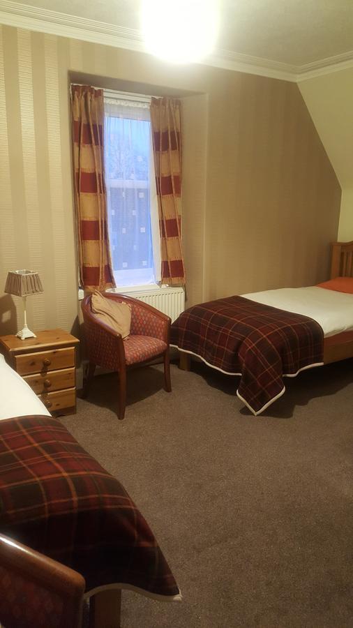 Ord Arms Hotel Muir of Ord Buitenkant foto