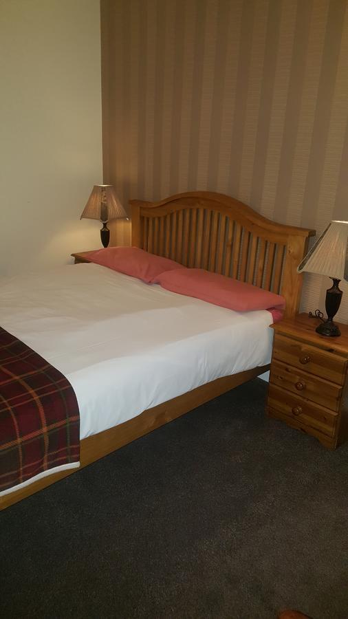Ord Arms Hotel Muir of Ord Buitenkant foto