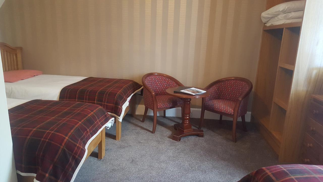 Ord Arms Hotel Muir of Ord Buitenkant foto